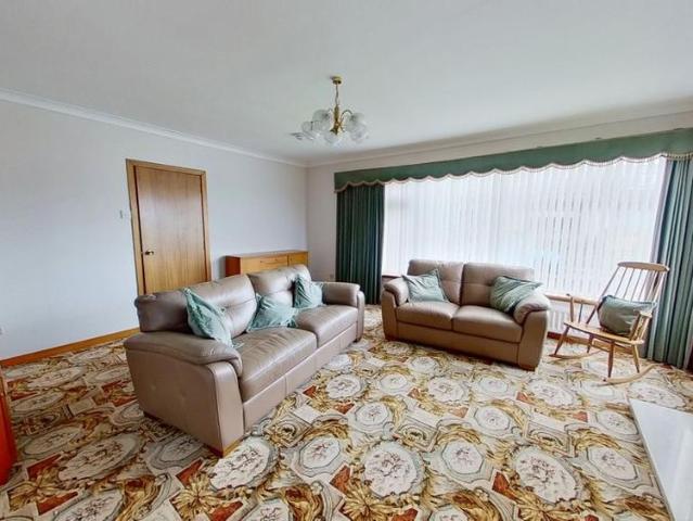 3 bedroom detached house to rent