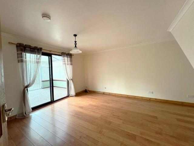 3 bedroom detached house to rent