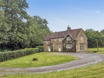 3 bedroom detached house to rent