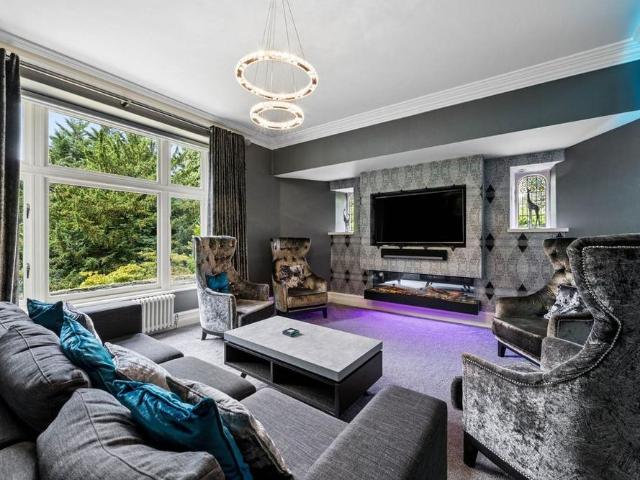 3 bedroom detached house to rent