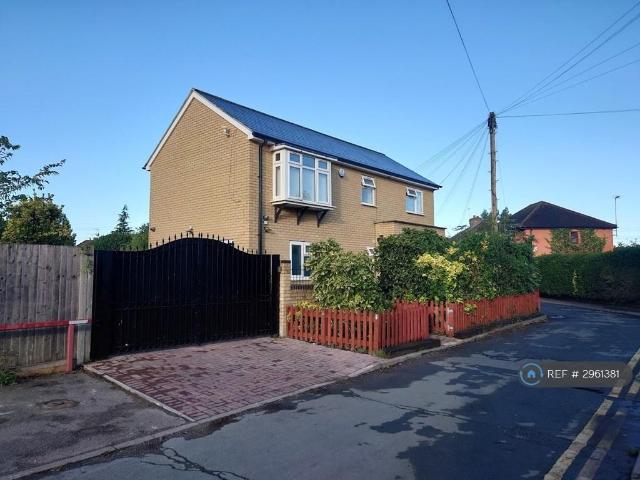 3 bedroom detached house to rent