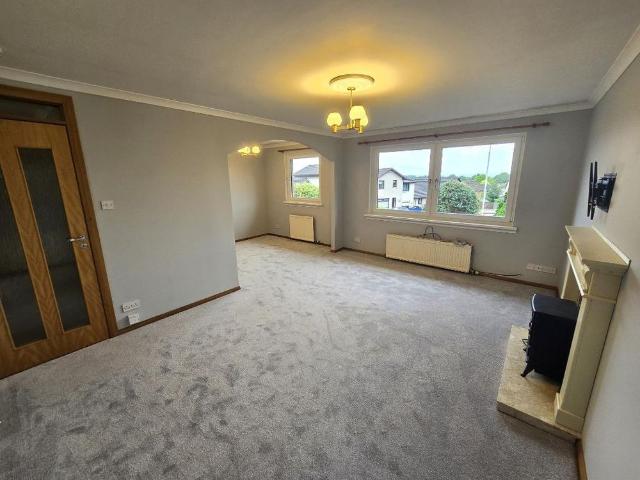 3 bedroom detached house to rent