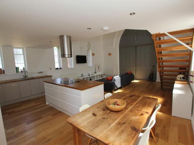 3 bedroom detached house to rent