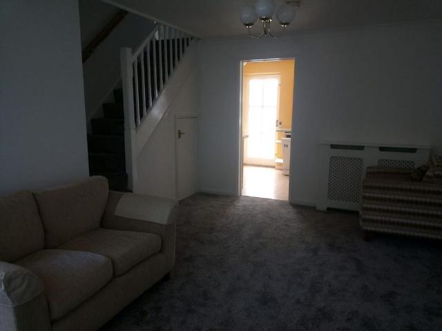 3 bedroom detached house to rent
