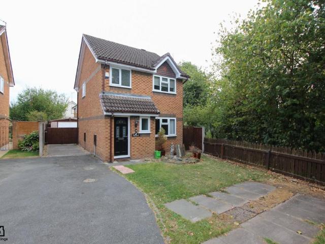 3 bedroom detached house to rent