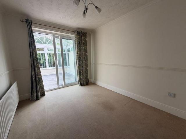 3 bedroom detached house to rent