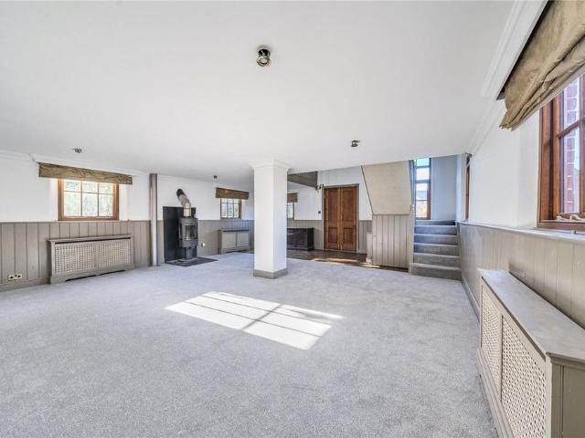 3 bedroom detached house to rent