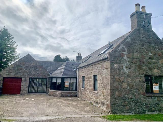 3 bedroom detached house to rent