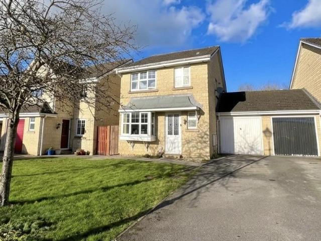 3 bedroom detached house to rent