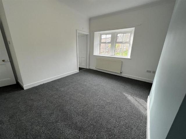 3 bedroom detached house to rent