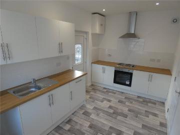 3 bedroom detached house to rent