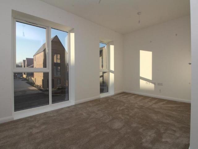 3 bedroom detached house to rent