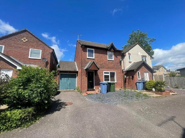 3 bedroom detached house to rent
