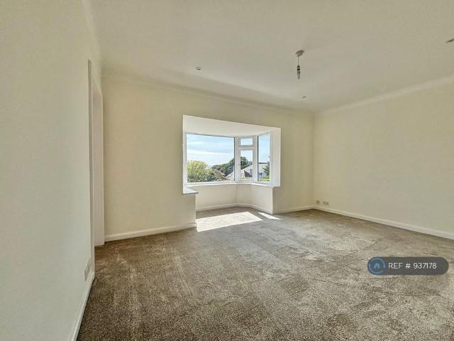 3 bedroom detached house to rent