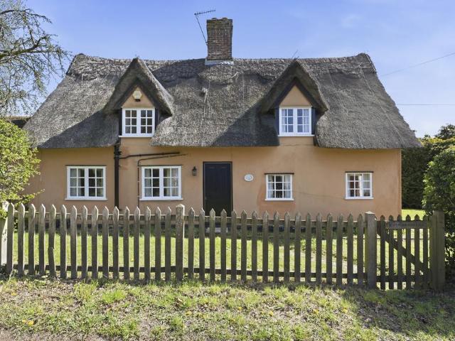 3 bedroom detached house to rent