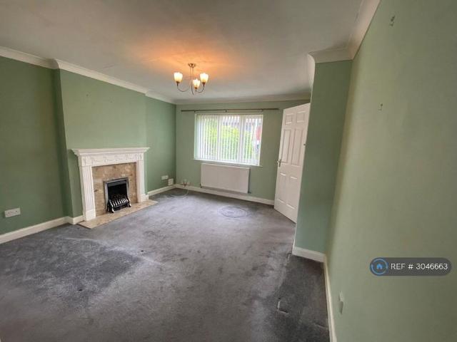 3 bedroom detached house to rent