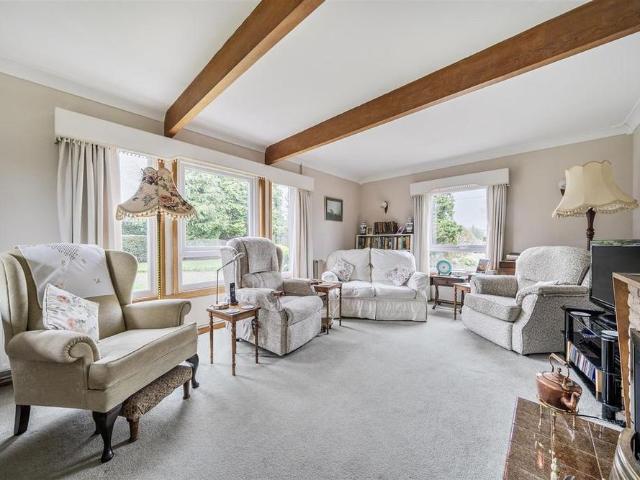 3 bedroom detached house to rent