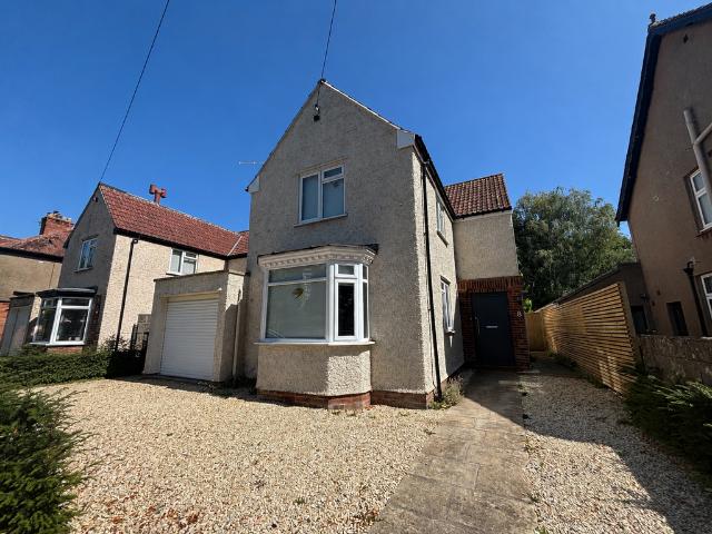 3 bedroom detached house to rent