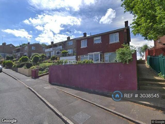 3 bedroom detached house to rent
