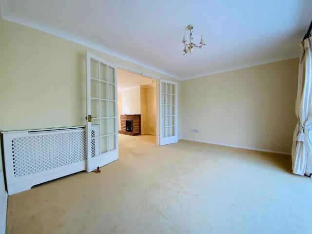 3 bedroom detached house to rent