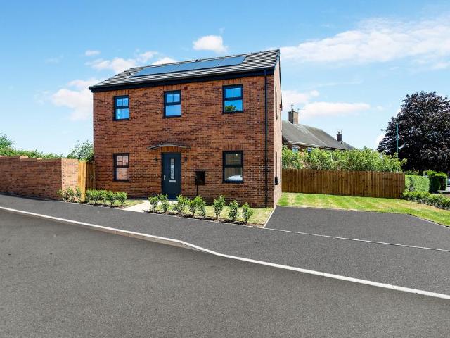 3 bedroom detached house to rent