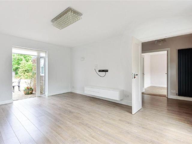 3 bedroom detached house to rent