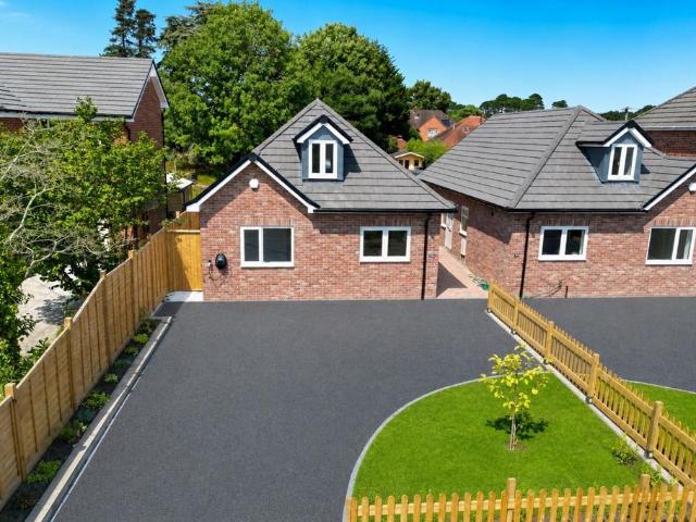3 bedroom detached house to rent