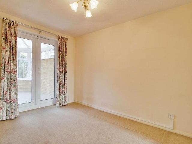 3 bedroom detached house to rent