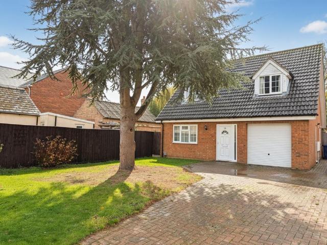3 bedroom detached house to rent