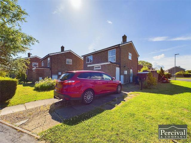 3 bedroom detached house to rent