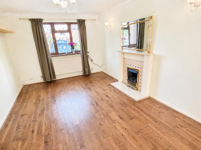 3 bedroom detached house to rent