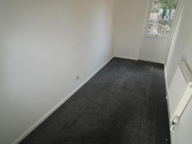 3 bedroom detached house to rent