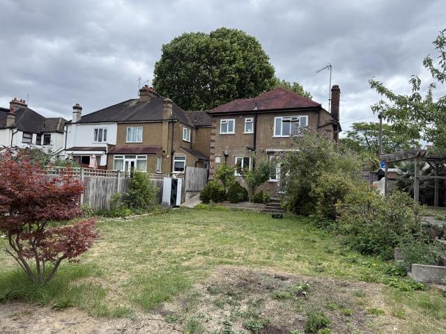 3 bedroom detached house to rent