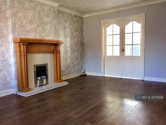 3 bedroom detached house to rent
