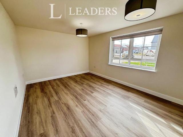3 bedroom detached house to rent