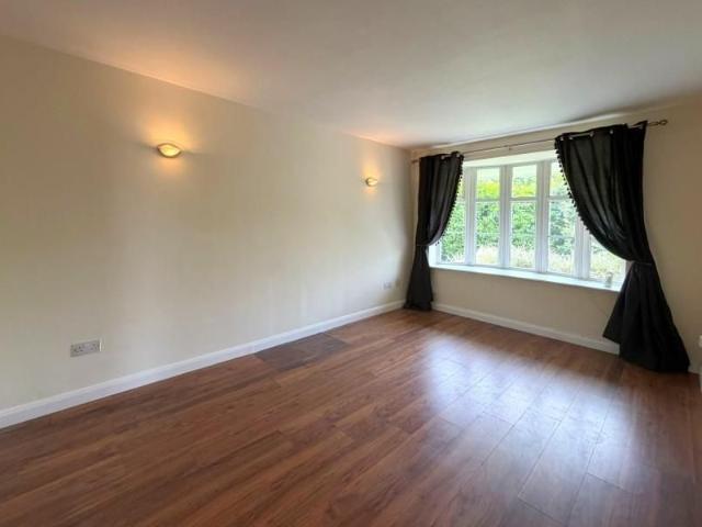 3 bedroom detached house to rent