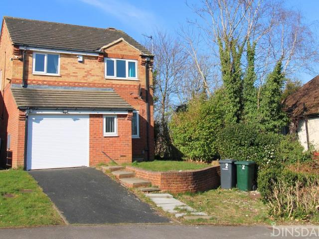 3 bedroom detached house to rent