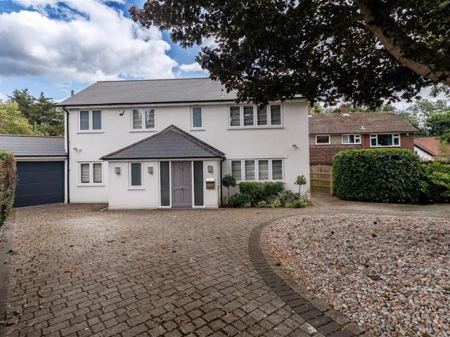 3 bedroom detached house to rent