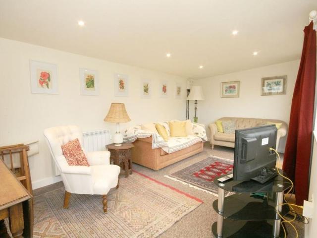 3 bedroom detached house to rent