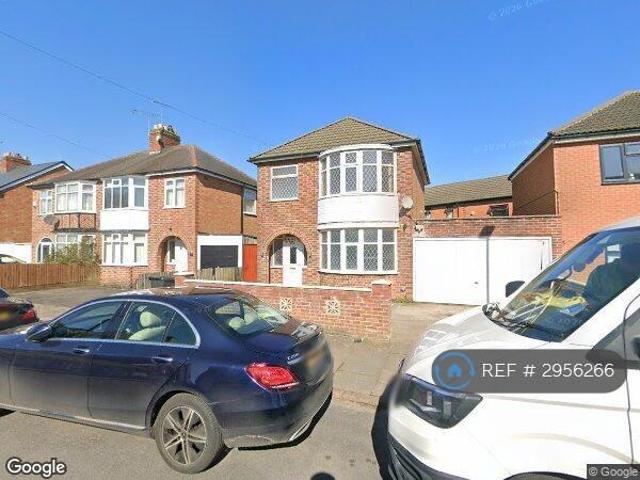 3 bedroom detached house to rent