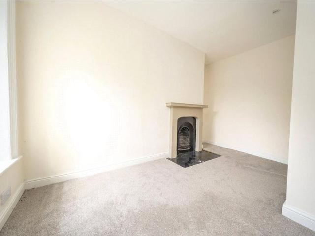 3 bedroom detached house to rent