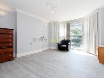 3 bedroom detached house to rent