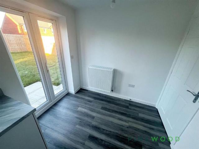 3 bedroom detached house to rent