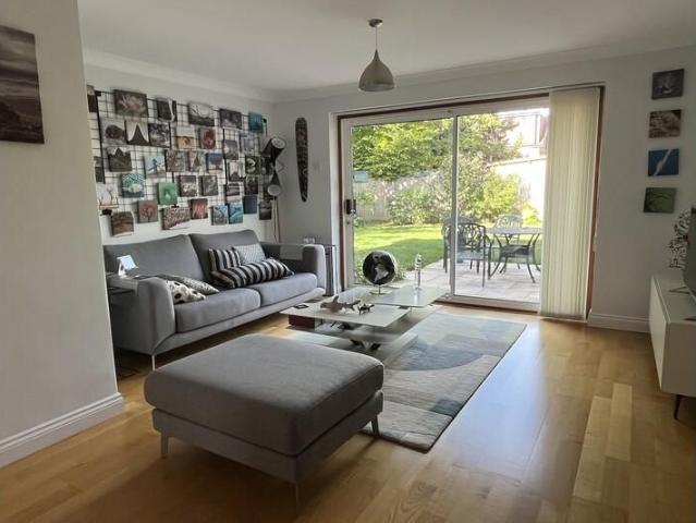 3 bedroom detached house to rent