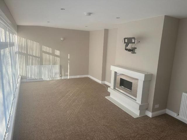 3 bedroom detached house to rent