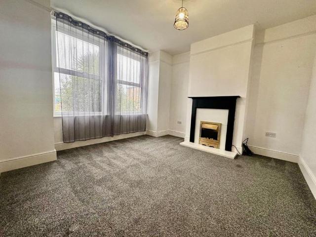 3 bedroom detached house to rent