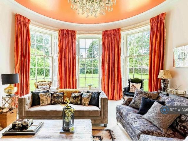 3 bedroom detached house to rent