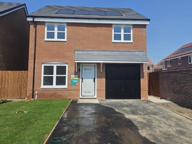 3 bedroom detached house to rent