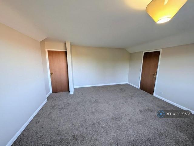 3 bedroom detached house to rent