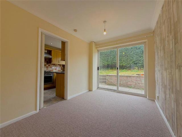 3 bedroom detached house to rent